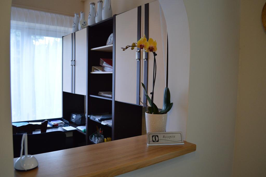 Bed and Breakfast Muskatli Panzio Győr Zewnętrze zdjęcie