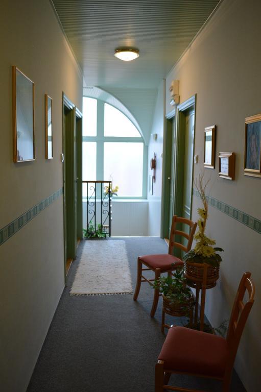 Bed and Breakfast Muskatli Panzio Győr Zewnętrze zdjęcie