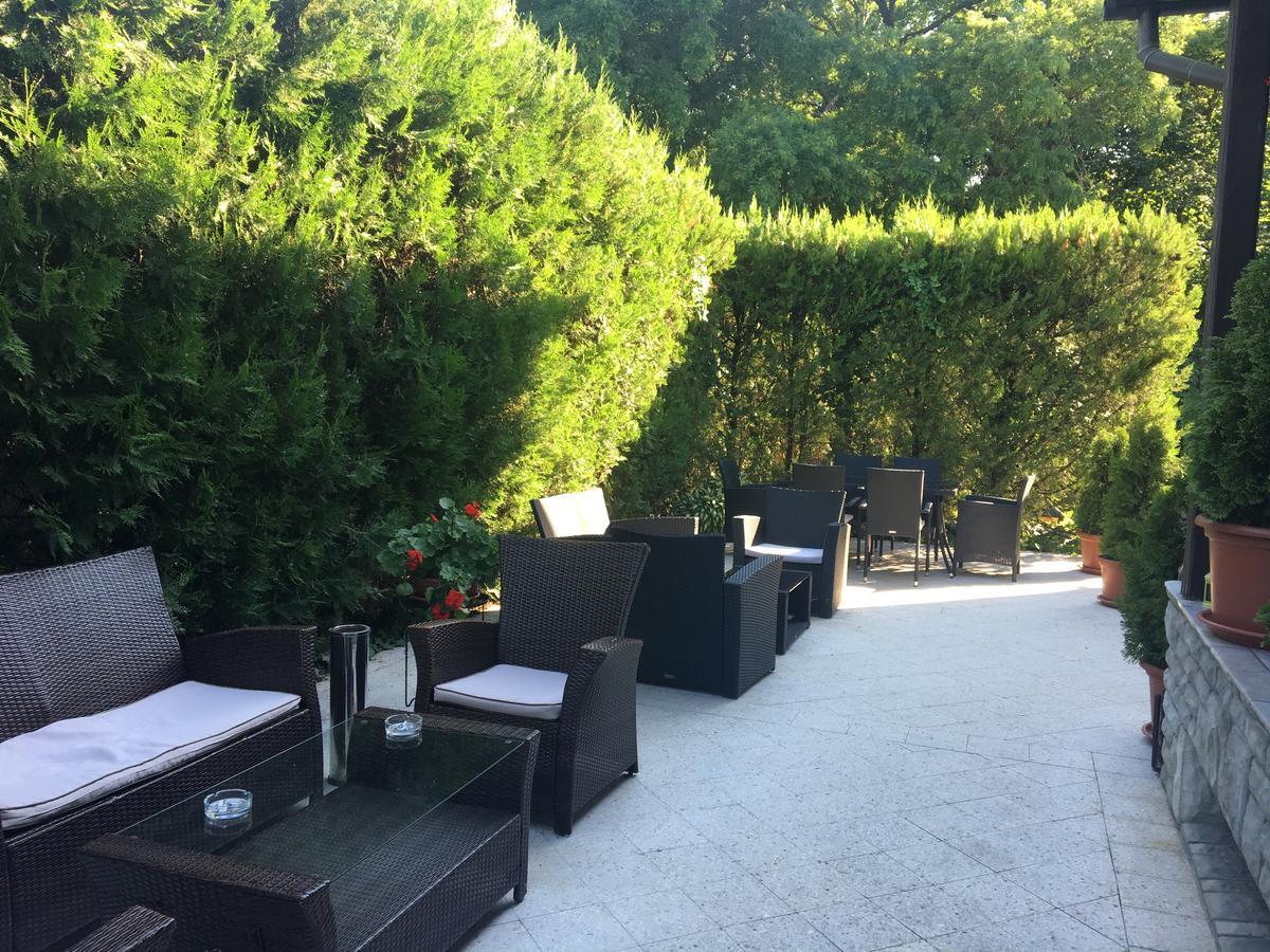 Bed and Breakfast Muskatli Panzio Győr Zewnętrze zdjęcie
